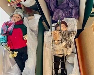 Byers choice carolers