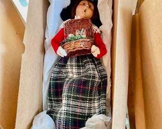 Byers choice carolers