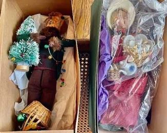 Byers choice carolers