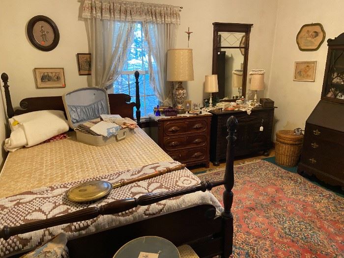 Estate Sale with Antiques in Danbury, CT starts on 2/20/2023