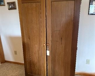 CCC & STL Railroad Clerk Cabinet