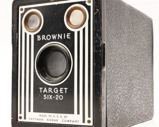 Vintage Kodak Brownie Target Six-20 Box Camera