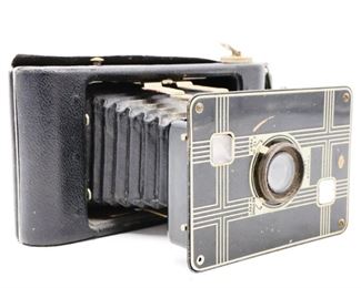 Vintage Jiffy Kodak Six-20 Bellows Camera w/Twindar Lens