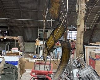Metal sculpture