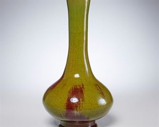 Chinese green crackle glaze bottle vase