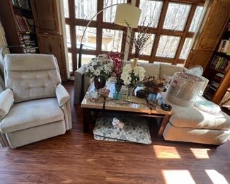 La-Z-Boy, Floor Lamp, Sofa