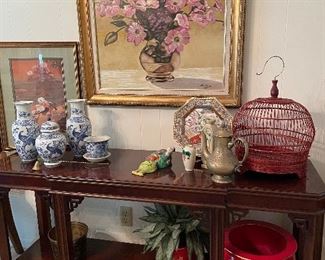 Asian style console table w/decorative items