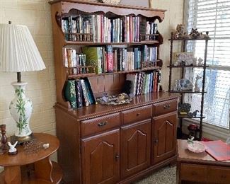Maple Hutch, corner shelf, side table 