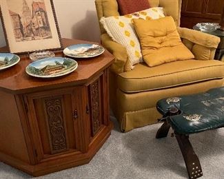 Octagon side table & chair