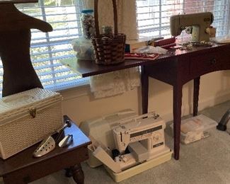 Sewing machines & accessories