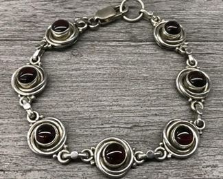 925 sterling silver bracelet with garnet 8.5 inches 23.5 grams $65