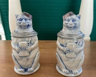 An Unusual Pair of S.P. Gerz #30 School Cat Steins c.1880s 4.25”h