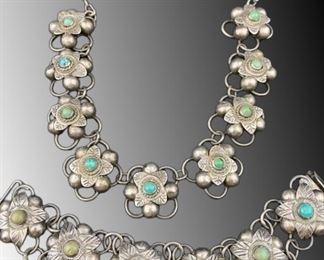 VINTAGE STERLING SILVER 132.97 GRAMS SET