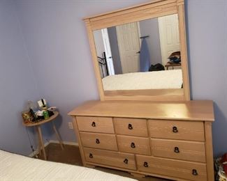 blond wood bureua with mirror