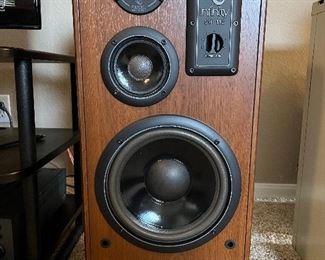 Pair of Infinity SM112 Speakers $200