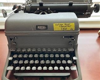 1950's Royal Typewriter