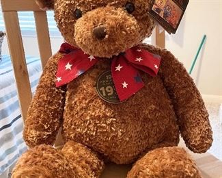 2002 Cuddly and Velvety Soft Teddy Bear