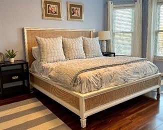 Boston Interiors Chesterfield Woven King Bed