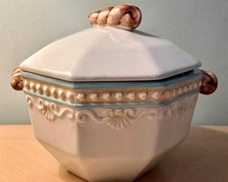 Ceramic Vanity Piece with Shell Motif