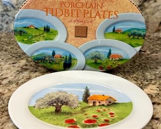 (4) Tidbit Plates
