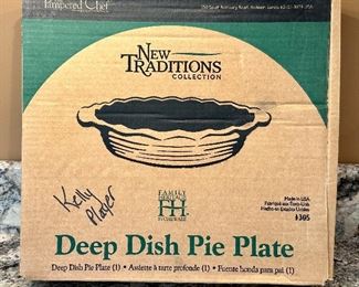 Pampered Chef Deep Dish Pie Plate
