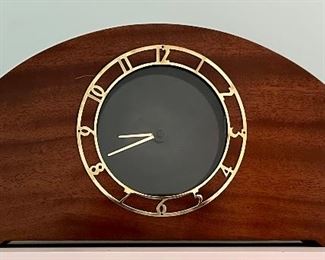 Mantle Clock