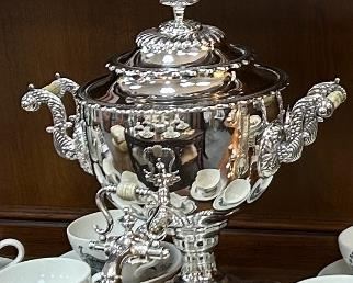 Ralph Lauren Coffee Server, Silver-plate, set of wedgwood china with the black peacock pattern