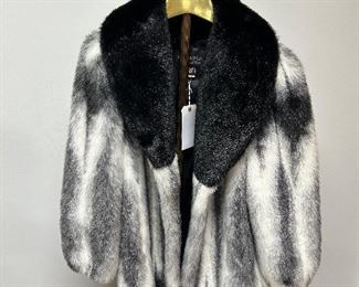 fur coat