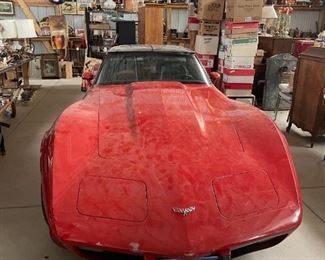 1979 Corvette L48 Runs well, needs a little work. No rust