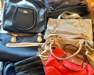 Handbags of all kinds 