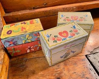 Vintage recipe boxes 