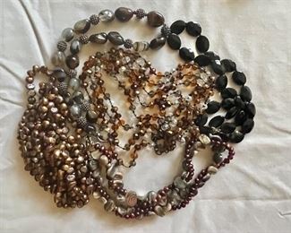 Pearl neckaces and more 