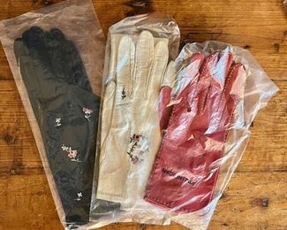 Vintage gloves 