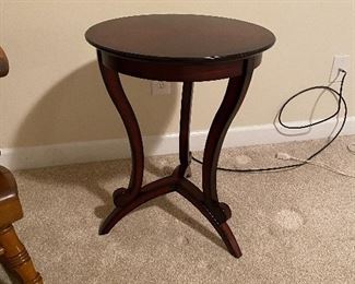 $35. Bombay Company round side table. Measures 20" round x 26" tall. 
