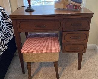$20. Vintage Sewing Cabinet - NO MACHINE. Cabinet only. 