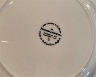 Johnson Brothers - Fine English Tableware. "Victorian Christmas" pattern. 