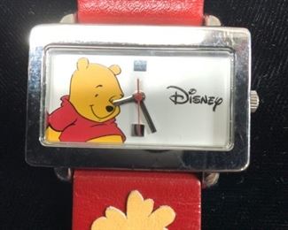 Disney Winnie the Pooh Wristwatch MU 1165
