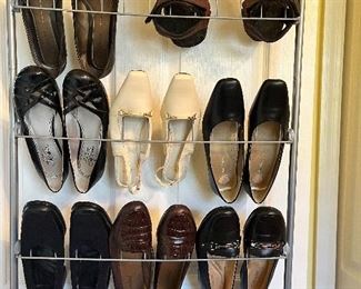 Woman’s shoes size 7 1/2