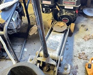 HEAVY DUTY AUTO JACK