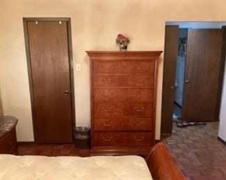 TALL THOMASVILLE CHEST