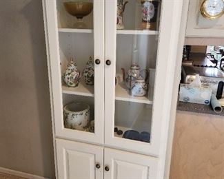 White Contemporary Cabinet
