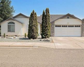 Coming soon - For Sale - $377,000 - 3 Bedroom 2 Bath 1433 Sq Ft - Remodeled, vaulted ceilings, detailing, nice back yard, good neighborhood. Two car garage. Close to shopping, dining and health care. 