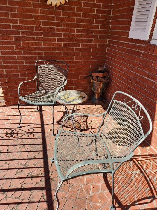 Wonderful living estate sale!!! Beautiful items! starts on 2/18/2023