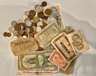 Currency, Bills and coins 