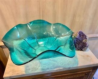 Blenko glass bowl and amethyst crystal 