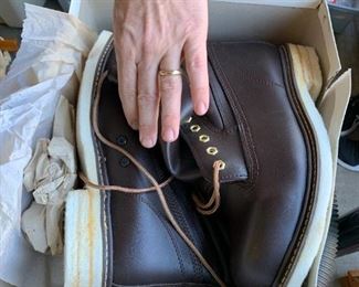 #105	Red Ball Brown Work Boot - Size 11 - Roofing Boots	 $20.00 
