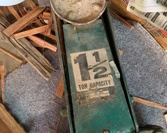 #130	1.5T Hydraulic Jack	 $35.00 
