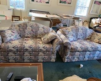 #165	Lazy-boy Blue Floral Camel Loveseat - 62"W - You Move Upstairs	 $30.00 
#166	Lazy-boy Blue Floral Camel Loveseat - 62"W - You Move Upstairs	 $30.00 
