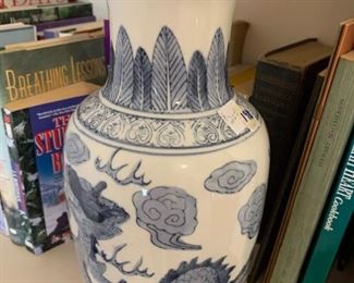 #198	12 inch tall Dragon vase 	 $20.00 
