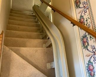 #222	chair lift by Bruno  CRE2110 Elite curved custom rail stairlift with curved on bottom seating for the chair . Straight chanel is 29 inches top 105 straight down and then curved at bottom.	 $300.00 
